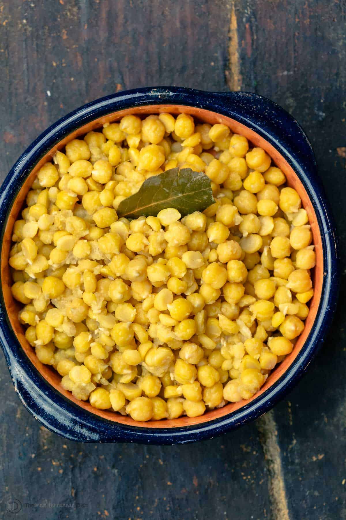 The Ultimate Guide to Cooking Chickpeas: Dried, Canned & Foolproof Methods